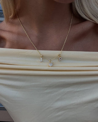 @juliehelgesen