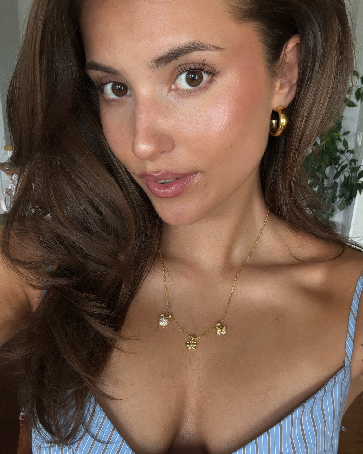 Bow Charm Gold