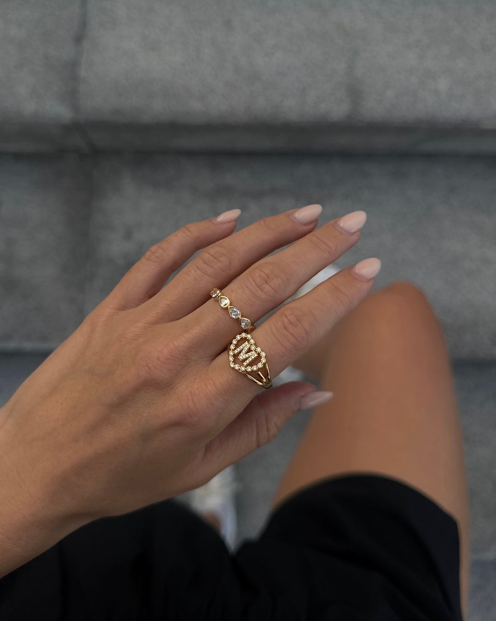 Diamond Band Ring Drop Gold
