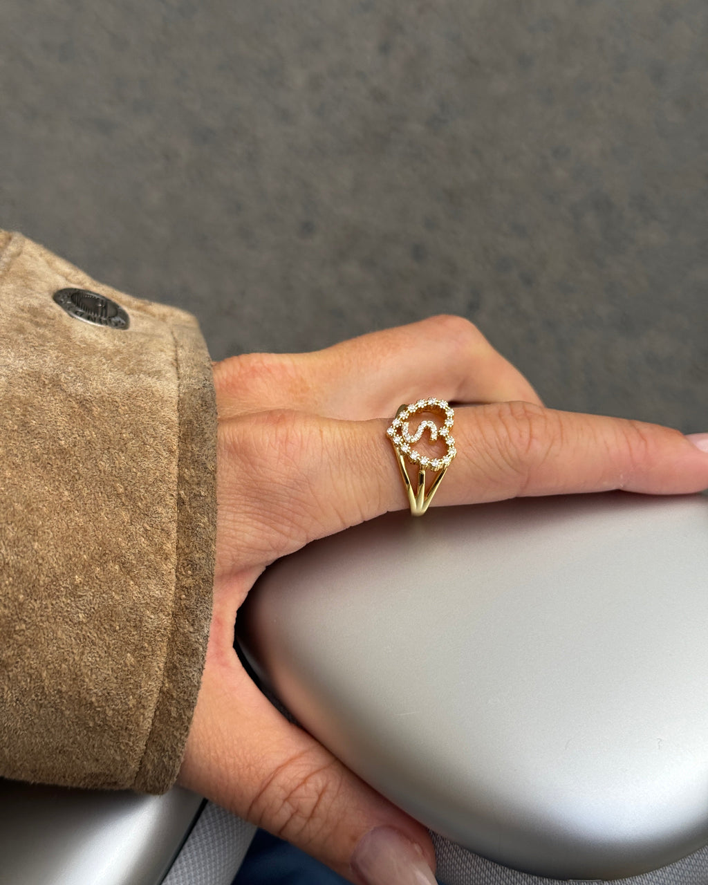 Letter Ring