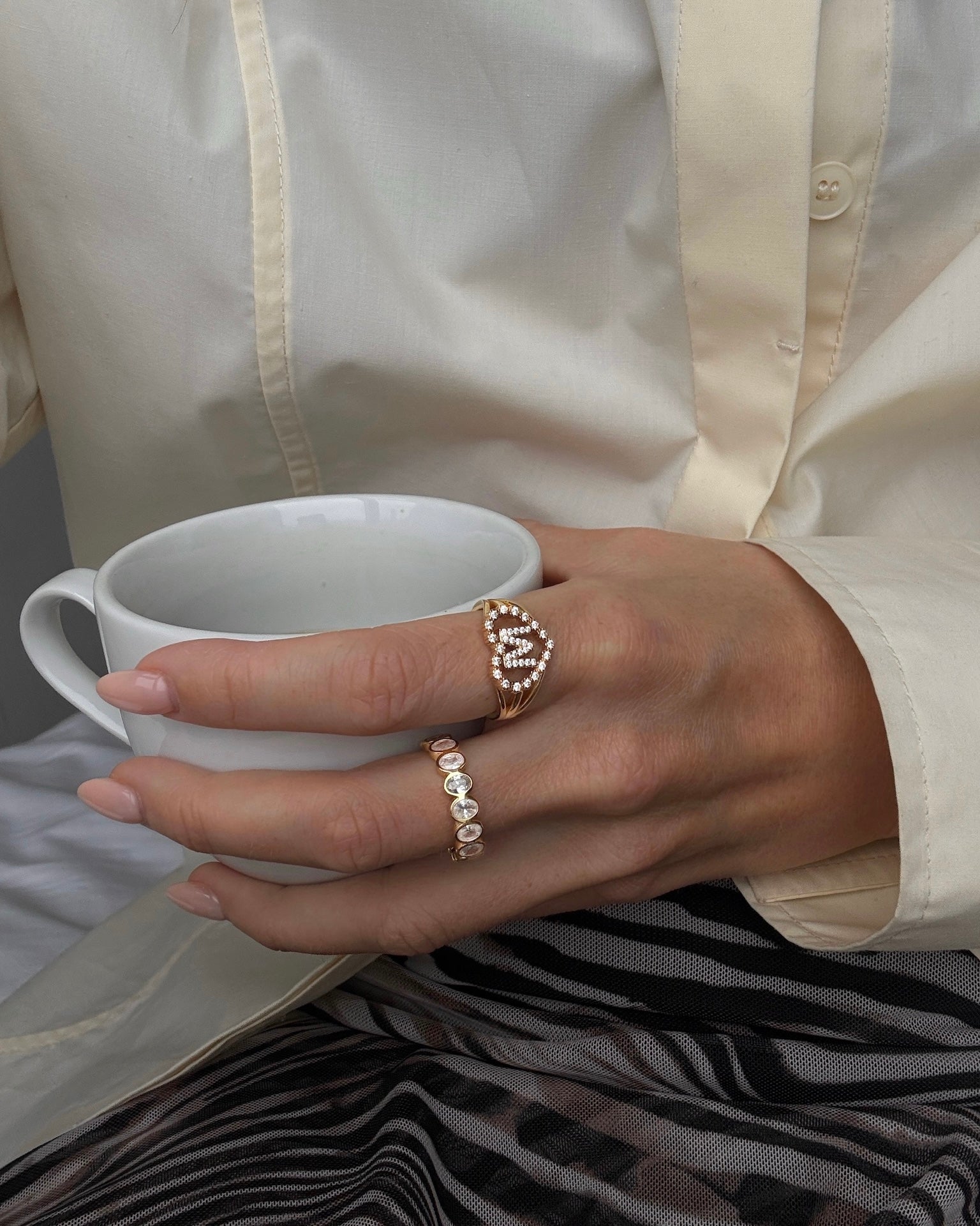 Diamond Band Ring Oval Gold