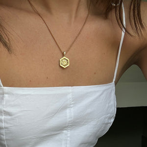 Letter Necklace Gold