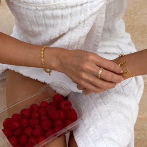 Diamond Band Ring Oval Gold