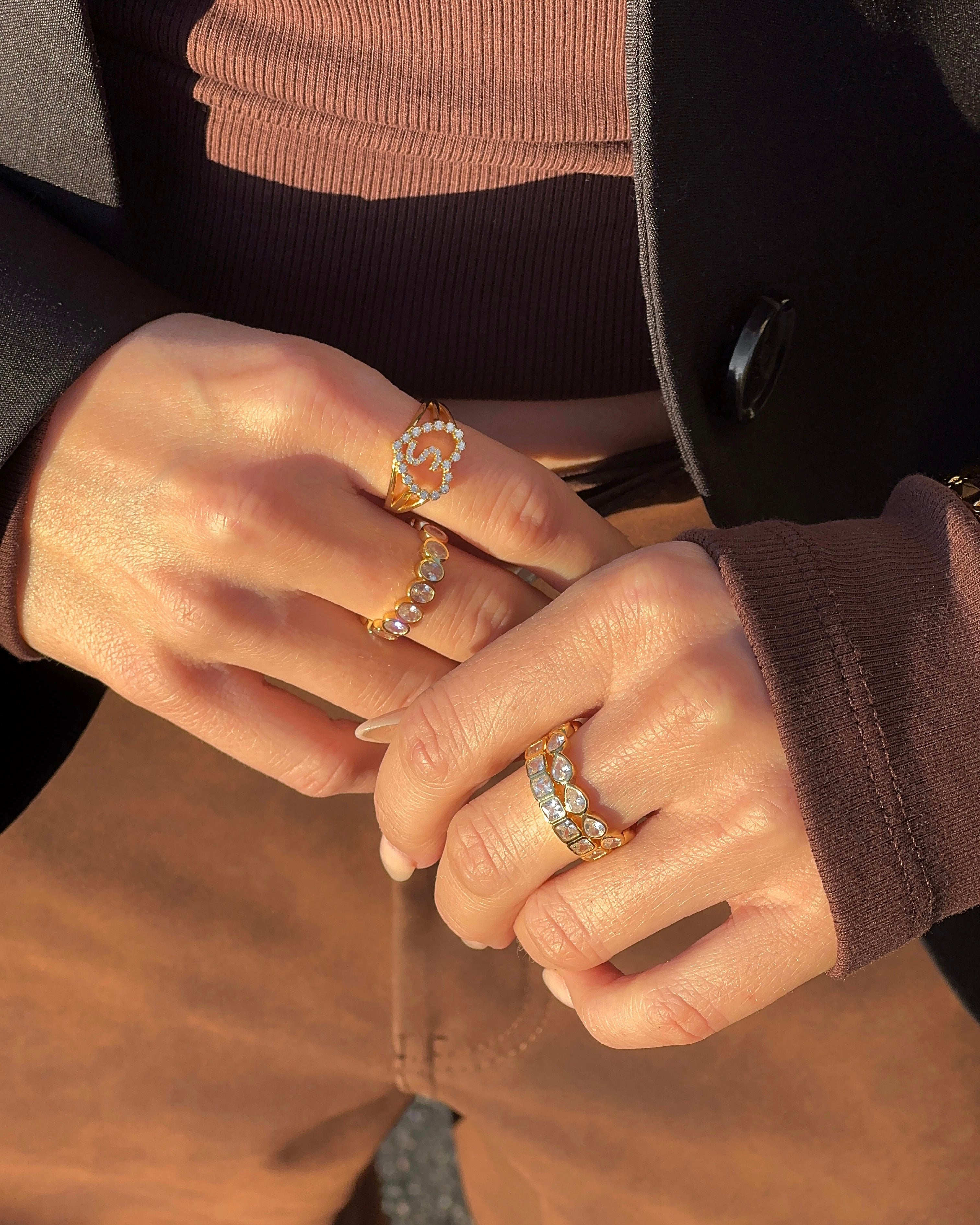 Diamond Band Ring Square Gold