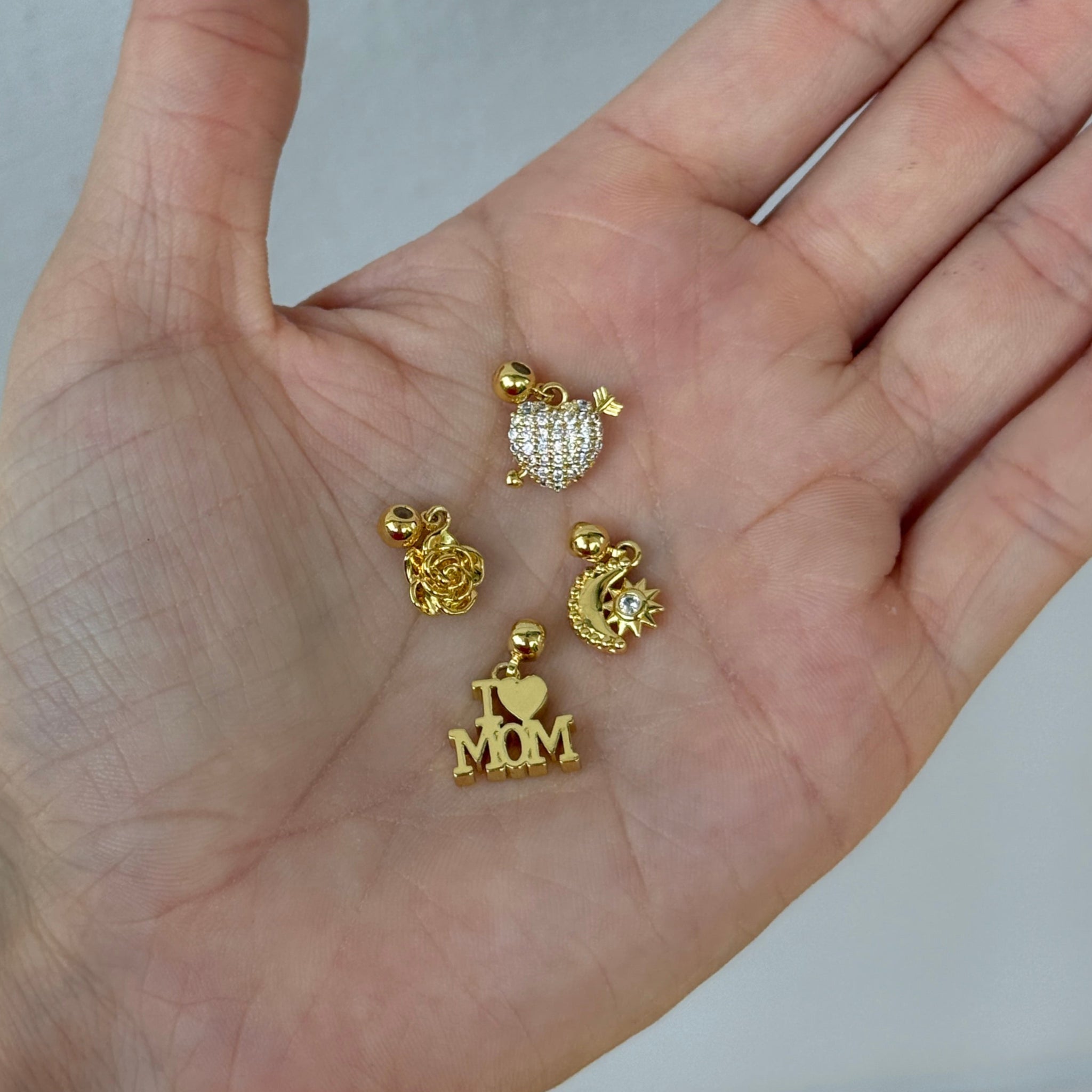 Amore Charm Gold