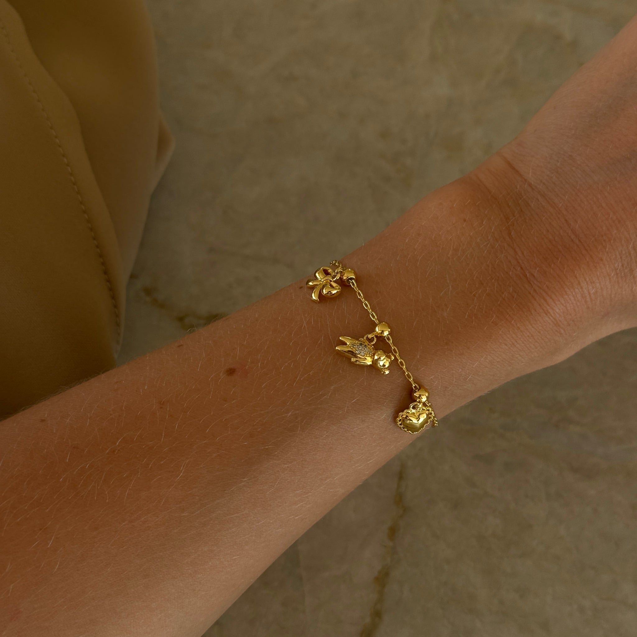 Charm Bracelet Gold