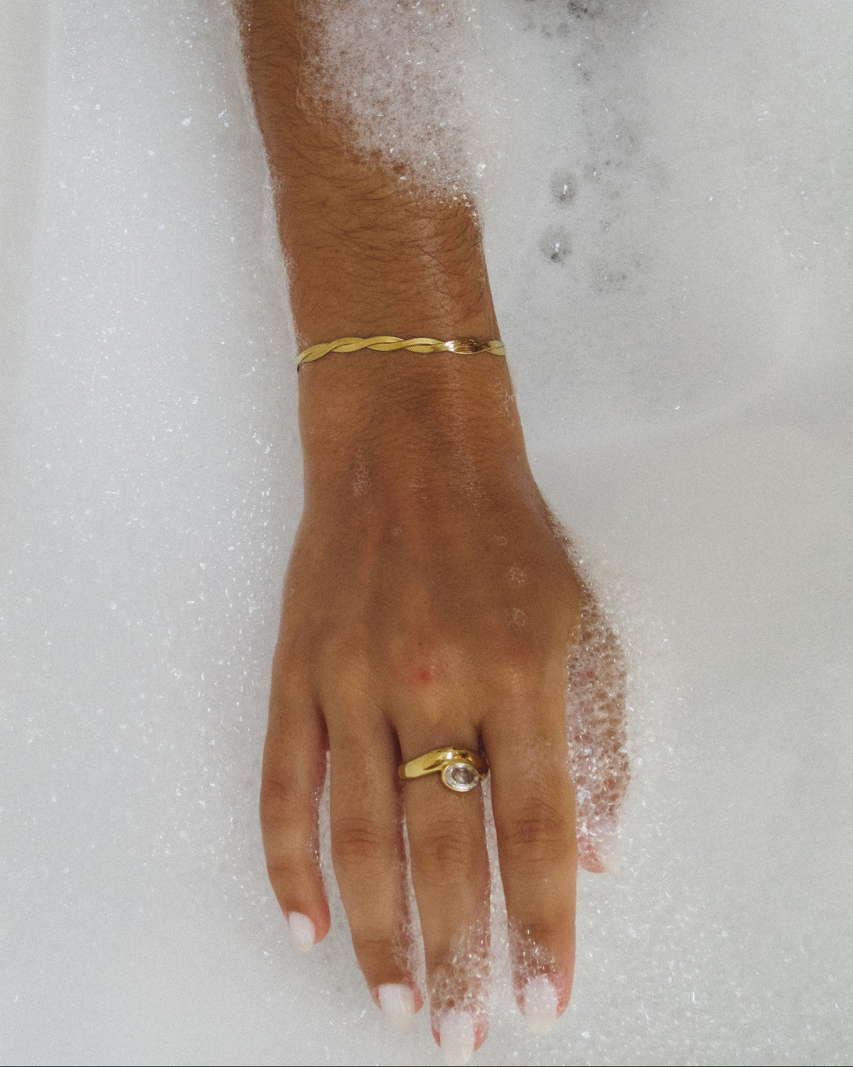 Twisted Bone Bracelet M-002516