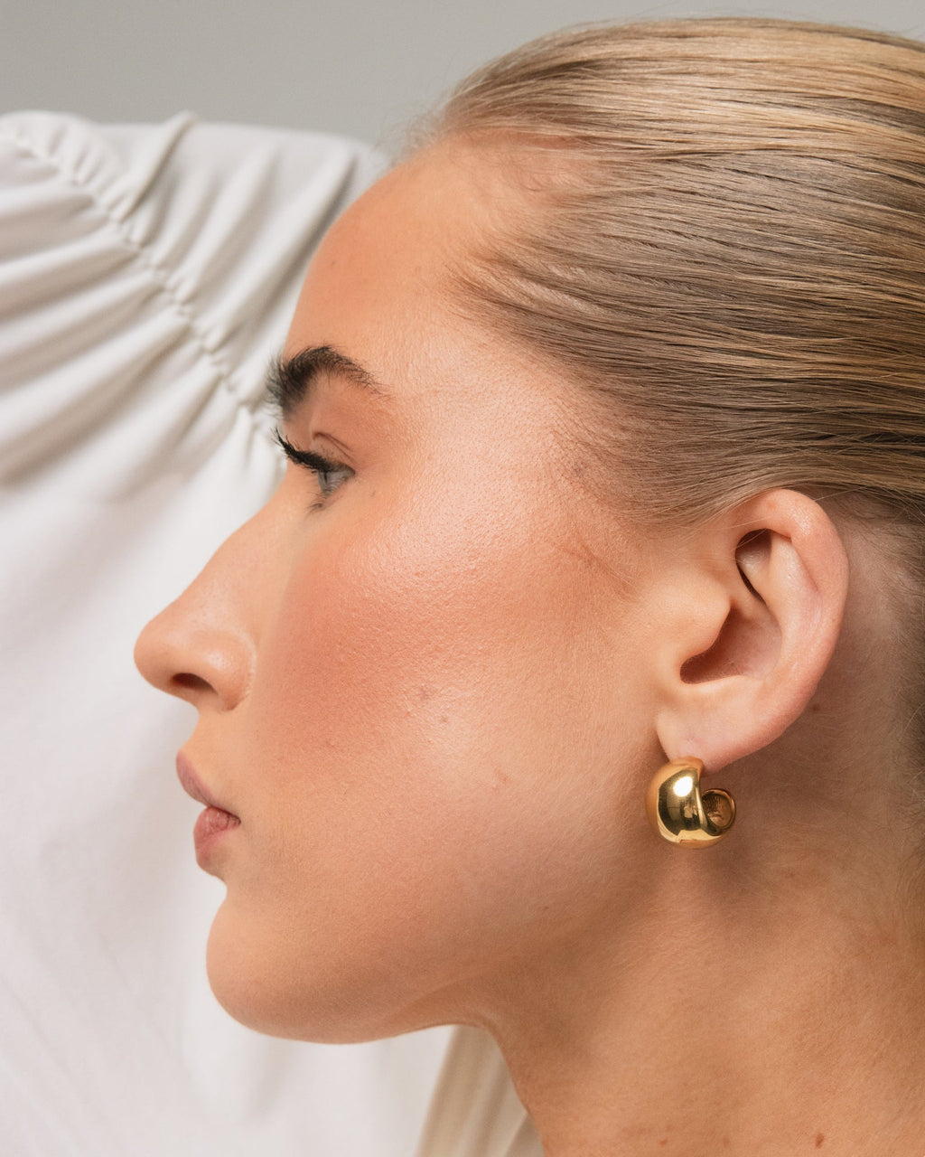 Halo Earrings Gold