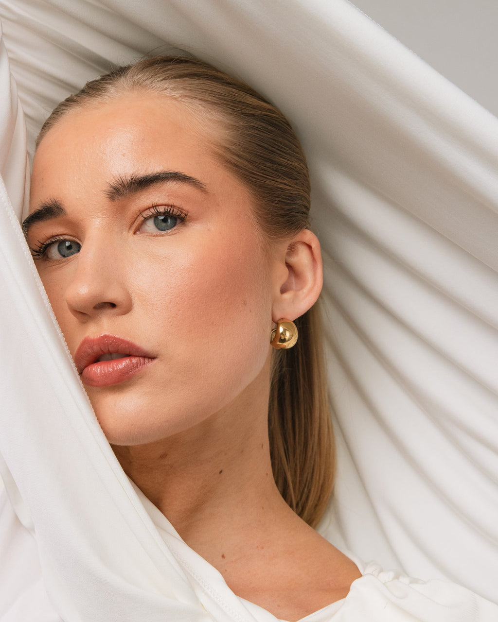 Halo Earrings Gold