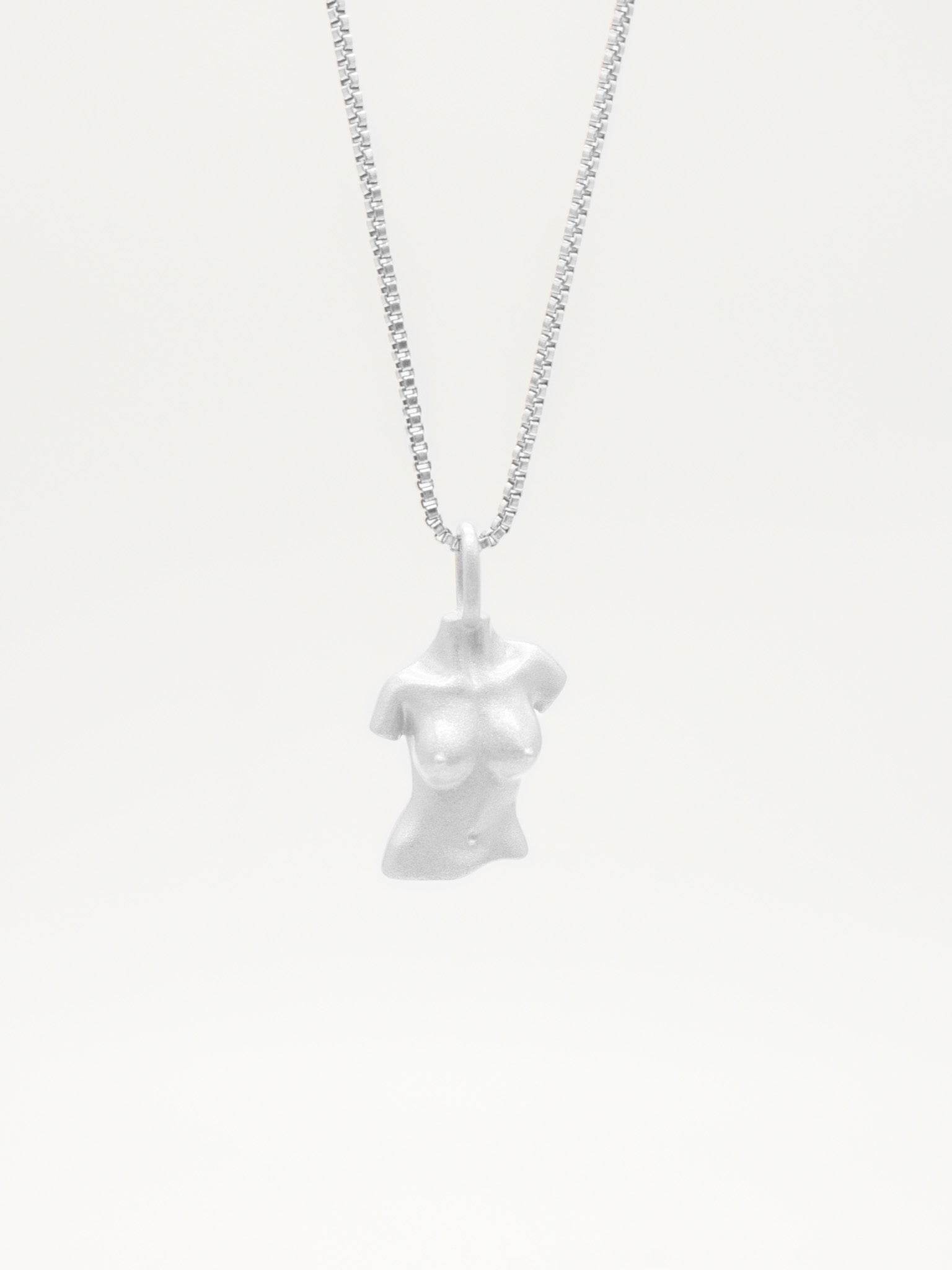 Figure Necklace Silver
