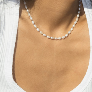 Essentials Pearl Chain Silver