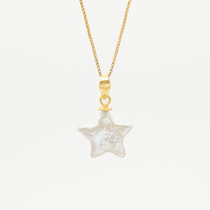 Pearl Star Necklace Gold