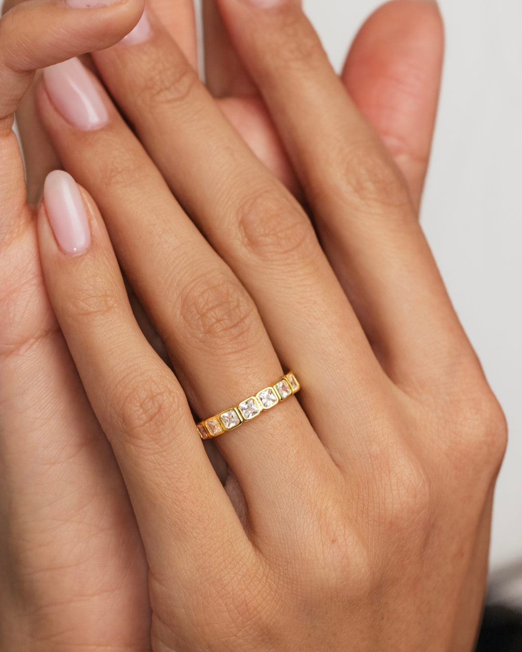 Diamond Band Ring Square Gold