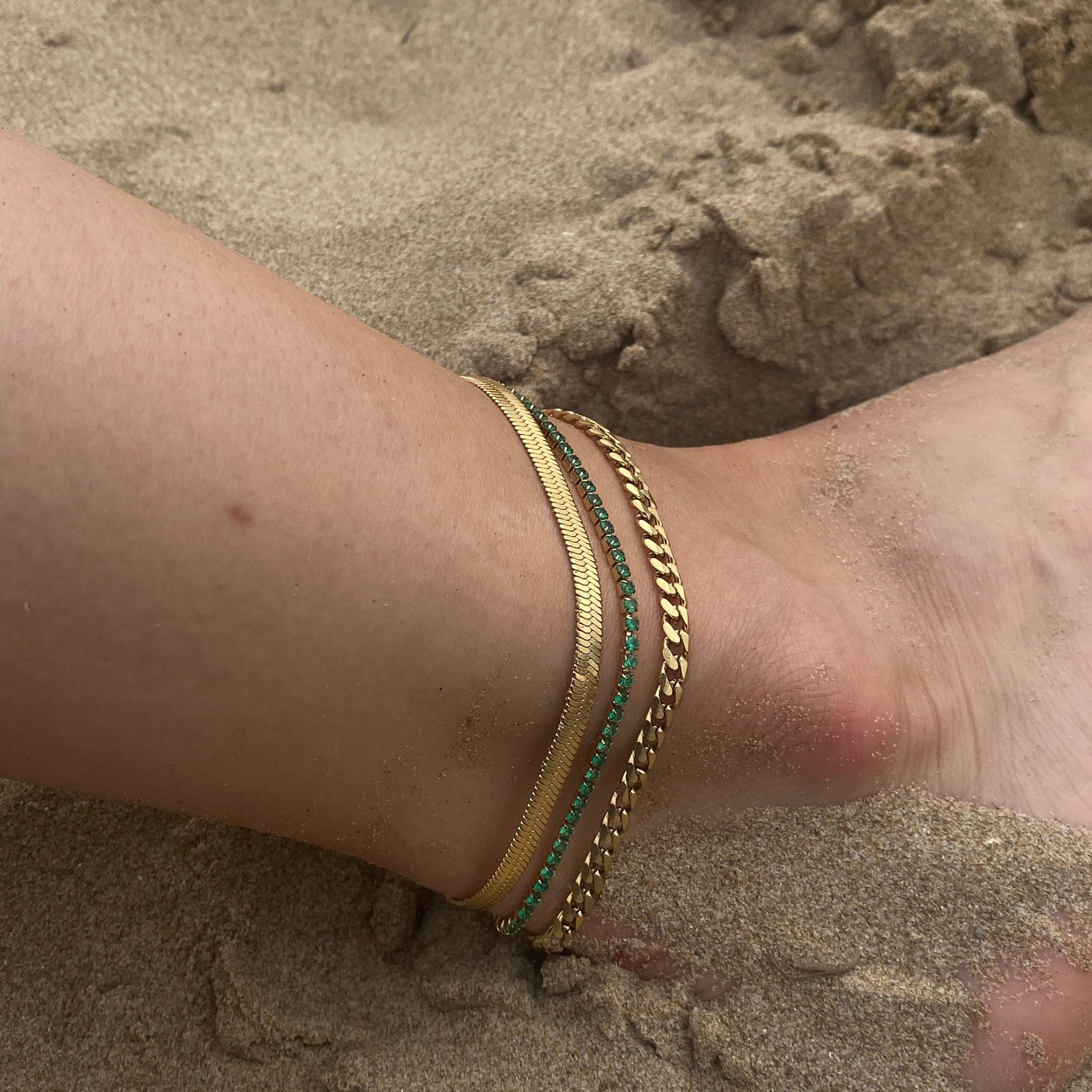 Petite Cuban Anklet Gold