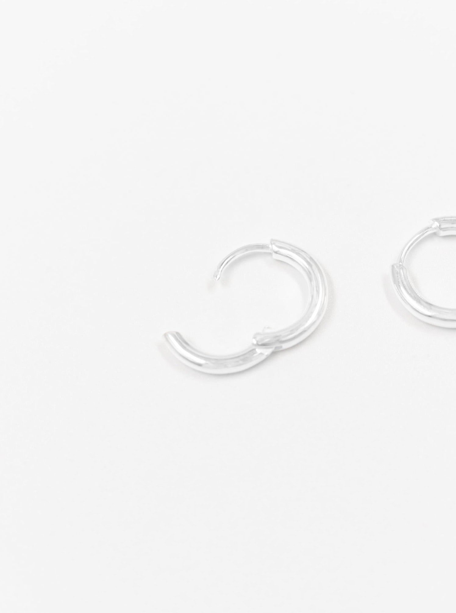 Perfect Hoops (S) Silver